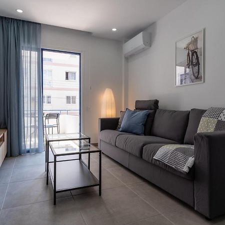 Odyssey - Captivating 2-Bedroom Retreat In Ларнака Экстерьер фото