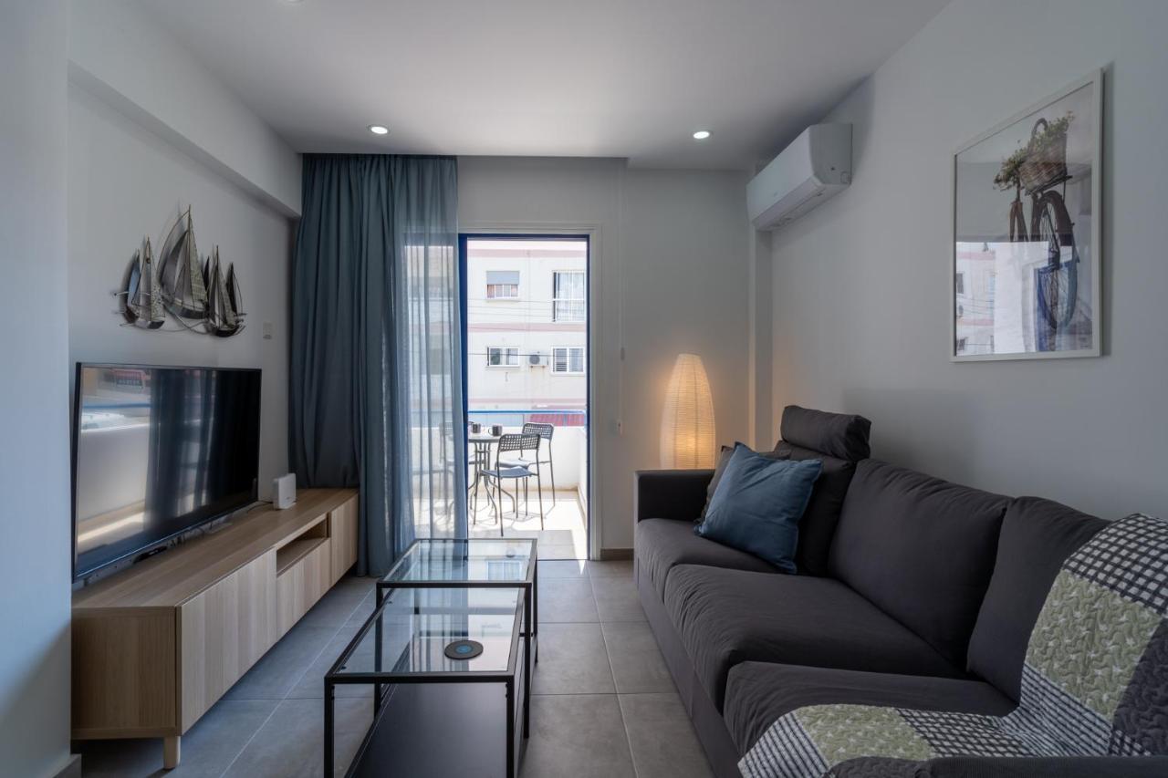 Odyssey - Captivating 2-Bedroom Retreat In Ларнака Экстерьер фото